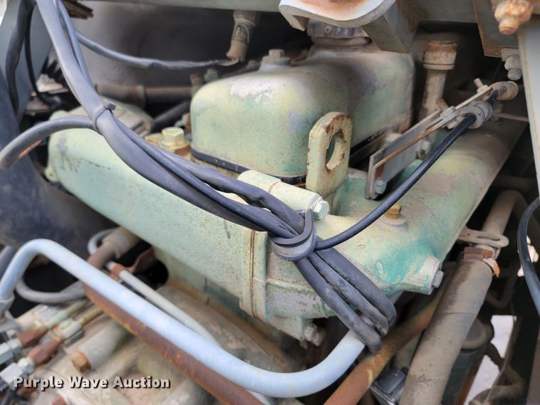 image for item ML9287 1985 Volvo F612  fuel truck