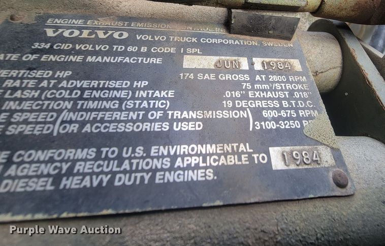 image for item ML9287 1985 Volvo F612  fuel truck