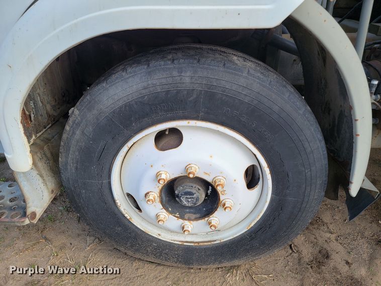 image for item ML9287 1985 Volvo F612  fuel truck