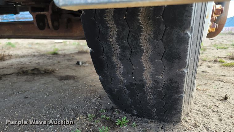 image for item ML9287 1985 Volvo F612  fuel truck