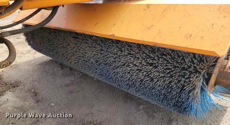 image for item ML9288 Rosco RB48  broom