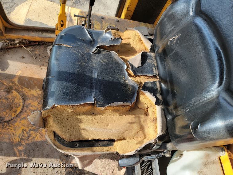 image for item ML9289 1997 Waldon Sweep Master 250  broom