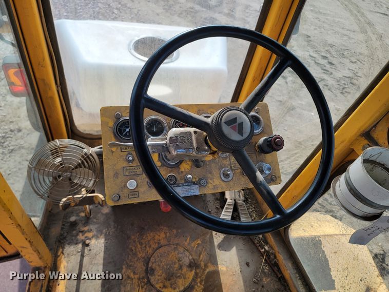 image for item ML9289 1997 Waldon Sweep Master 250  broom