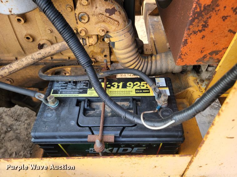 image for item ML9289 1997 Waldon Sweep Master 250  broom