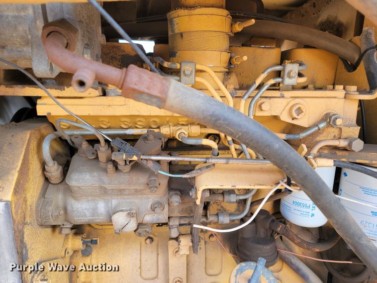 image for item ML9289 1997 Waldon Sweep Master 250  broom