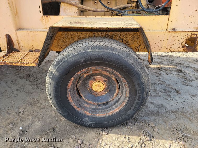 image for item ML9289 1997 Waldon Sweep Master 250  broom