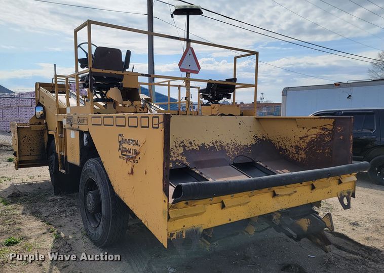 image for item ML9290 1997 Rosco SPRHH  chip spreader