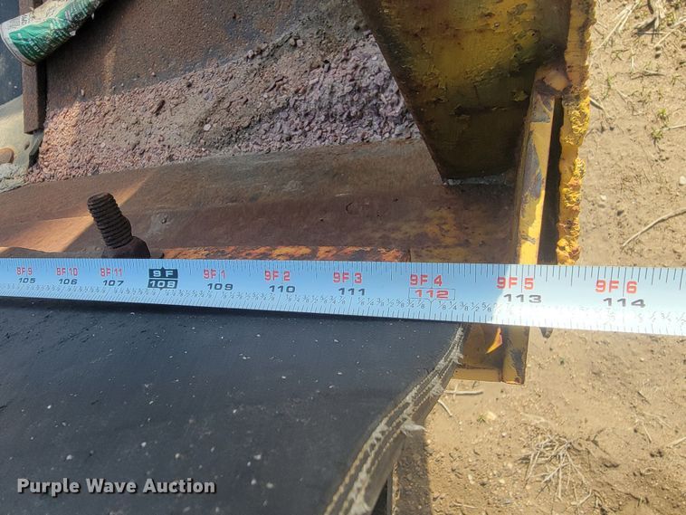 image for item ML9290 1997 Rosco SPRHH  chip spreader