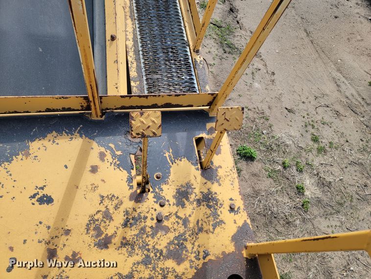 image for item ML9290 1997 Rosco SPRHH  chip spreader