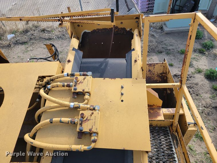 image for item ML9290 1997 Rosco SPRHH  chip spreader