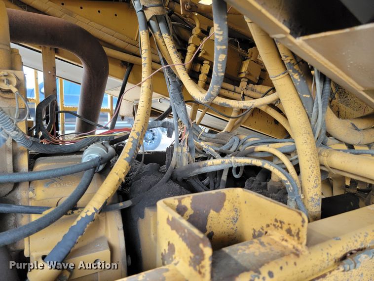 image for item ML9290 1997 Rosco SPRHH  chip spreader