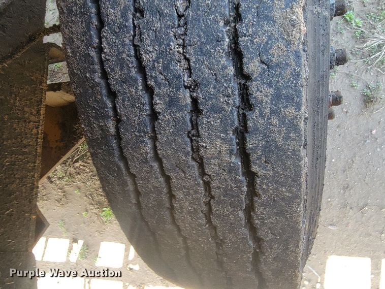 image for item ML9290 1997 Rosco SPRHH  chip spreader