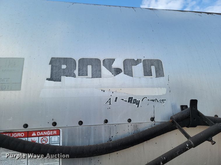 image for item ML9292 1999  Sterling LT9501  oil distributor truck