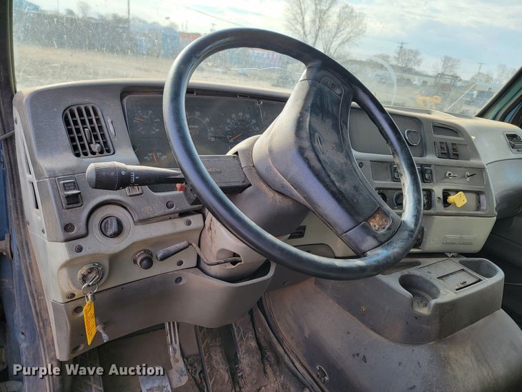 image for item ML9292 1999  Sterling LT9501  oil distributor truck