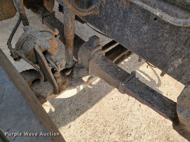 image for item ML9292 1999  Sterling LT9501  oil distributor truck