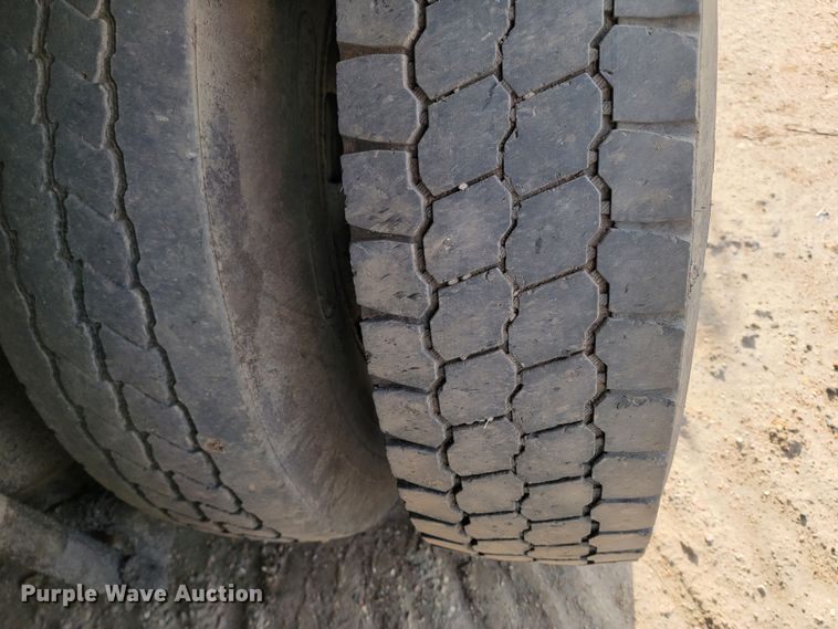 image for item ML9292 1999  Sterling LT9501  oil distributor truck