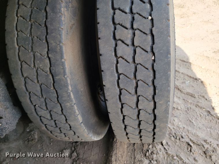 image for item ML9292 1999  Sterling LT9501  oil distributor truck