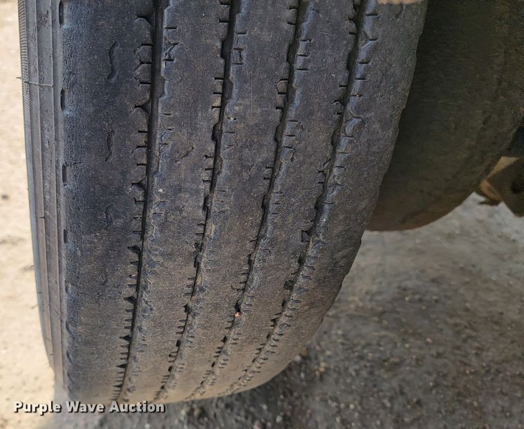 image for item ML9292 1999  Sterling LT9501  oil distributor truck