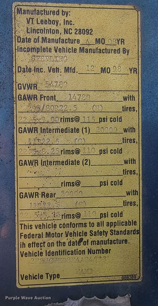 image for item ML9292 1999  Sterling LT9501  oil distributor truck