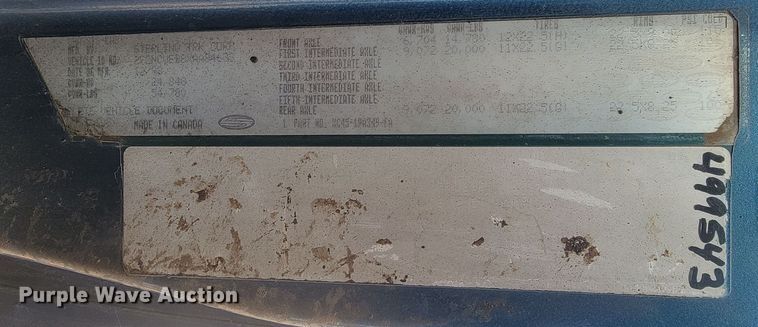 image for item ML9292 1999  Sterling LT9501  oil distributor truck