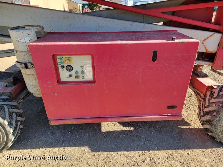 image for item ML9301 2012 Mec 3084RT  scissor lift