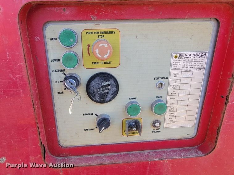 image for item ML9301 2012 Mec 3084RT  scissor lift