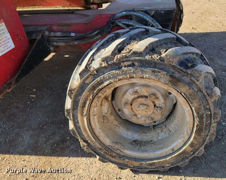 image for item ML9301 2012 Mec 3084RT  scissor lift