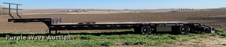 image for item ML9310 2003 Neville  drop deck equipment trailer