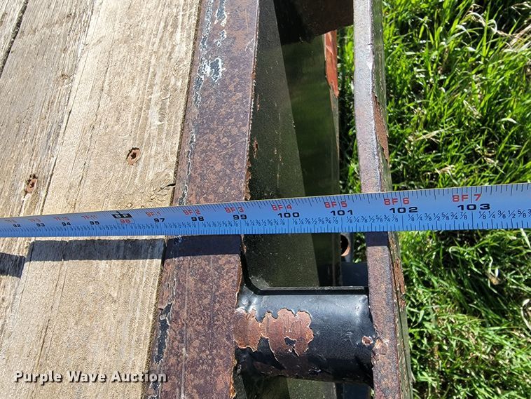 image for item ML9310 2003 Neville  drop deck equipment trailer