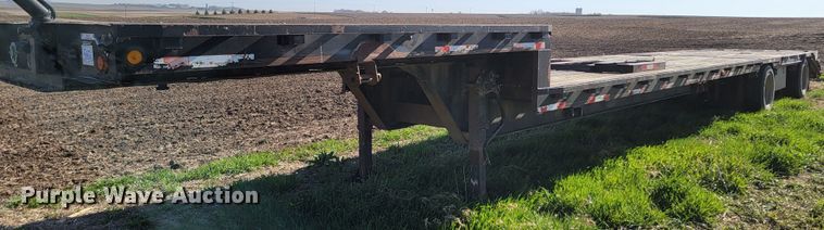 image for item ML9310 2003 Neville  drop deck equipment trailer