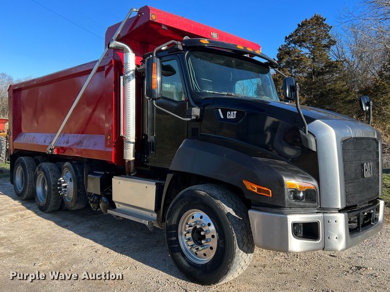 image for item MM9278 2015 Caterpillar CT660  dump truck