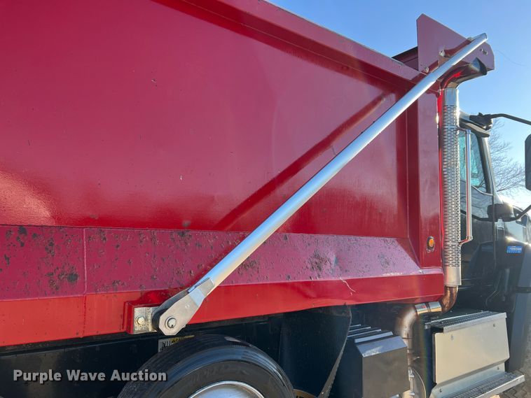 image for item MM9278 2015 Caterpillar CT660  dump truck