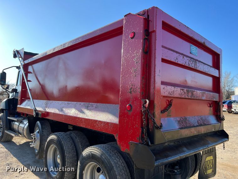 image for item MM9278 2015 Caterpillar CT660  dump truck