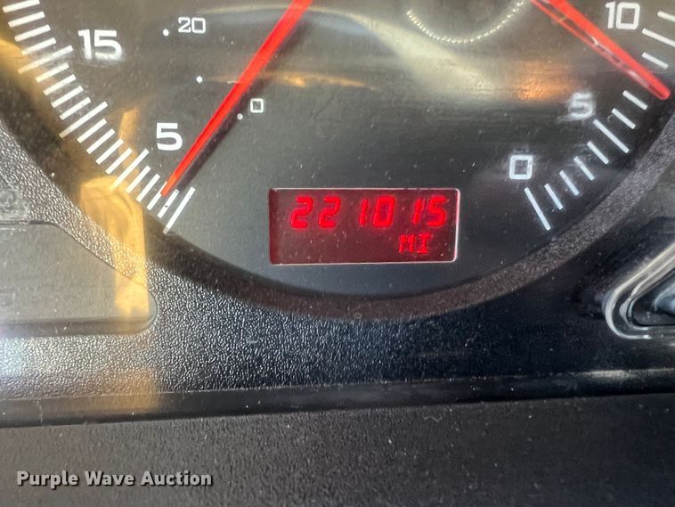 image for item MM9278 2015 Caterpillar CT660  dump truck