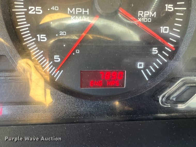 image for item MM9278 2015 Caterpillar CT660  dump truck