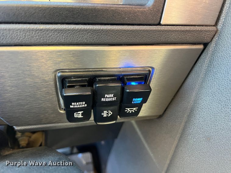 image for item MM9278 2015 Caterpillar CT660  dump truck