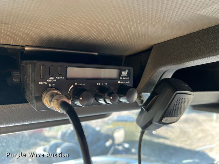 image for item MM9278 2015 Caterpillar CT660  dump truck