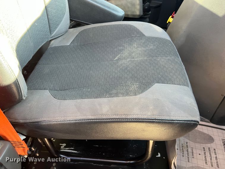 image for item MM9278 2015 Caterpillar CT660  dump truck