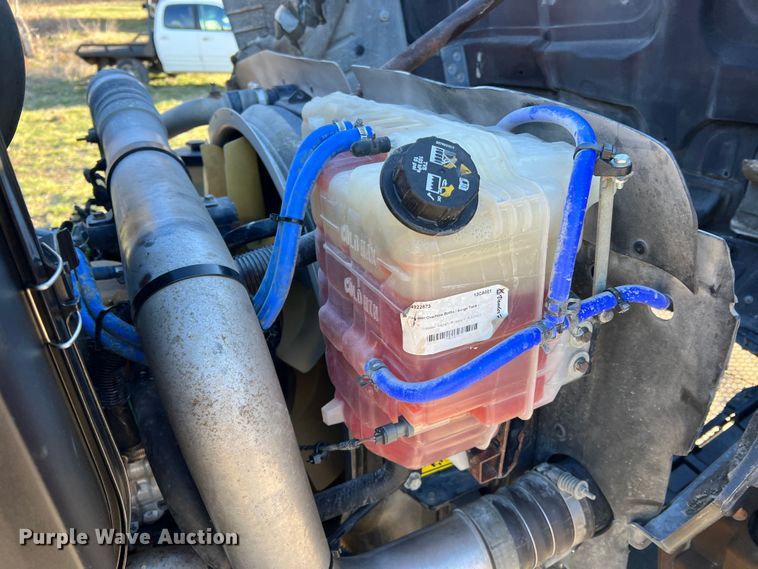 image for item MM9278 2015 Caterpillar CT660  dump truck