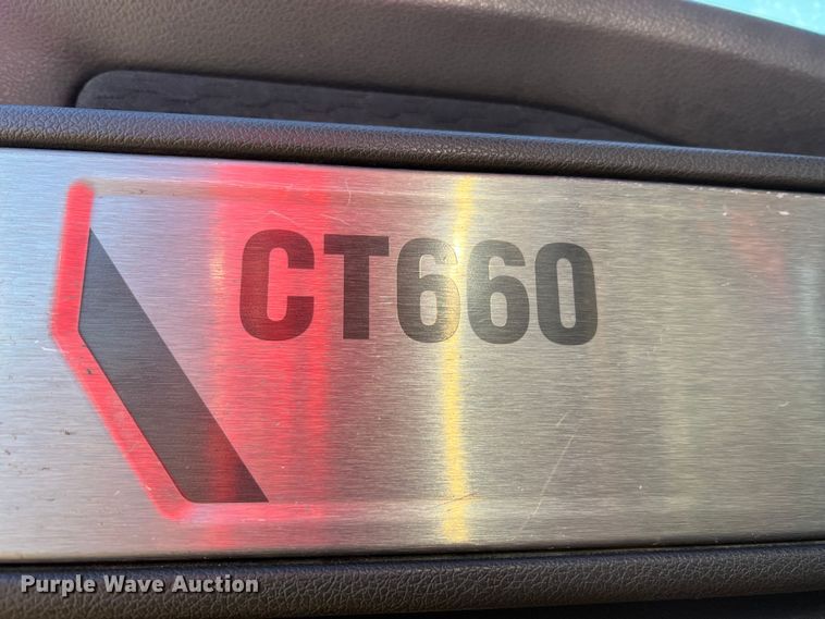 image for item MM9278 2015 Caterpillar CT660  dump truck