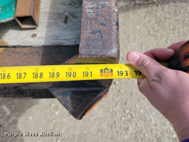 image for item MO9619 2004 Redi Haul  equipment trailer