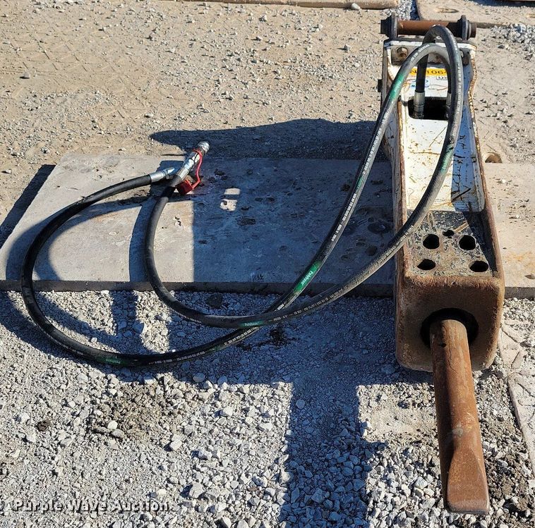 image for item MO9688 2013 Stanley EX15  breaker