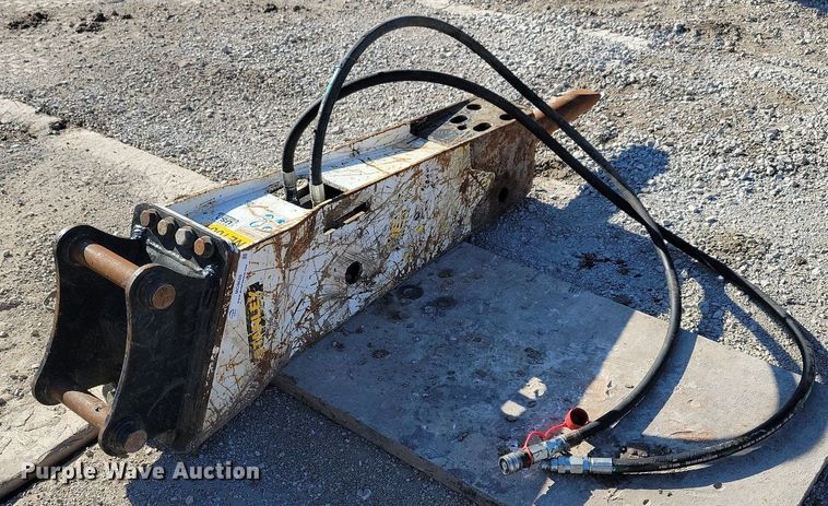 image for item MO9688 2013 Stanley EX15  breaker