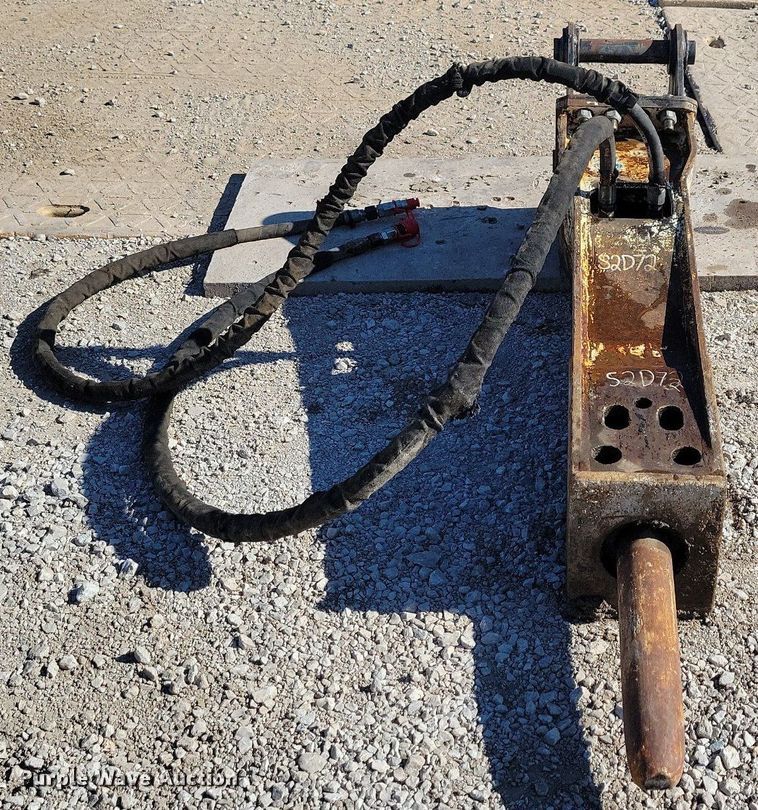 image for item MO9689 2013 Stanley EX15  breaker