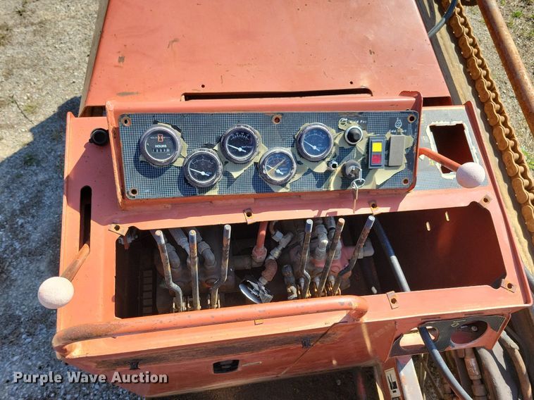 image for item MO9716 1995 Ditch Witch JT2320  directional boring unit