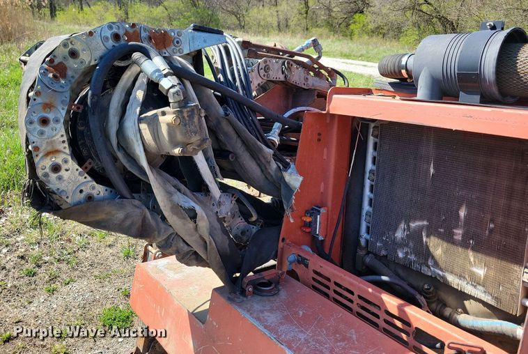 image for item MO9716 1995 Ditch Witch JT2320  directional boring unit