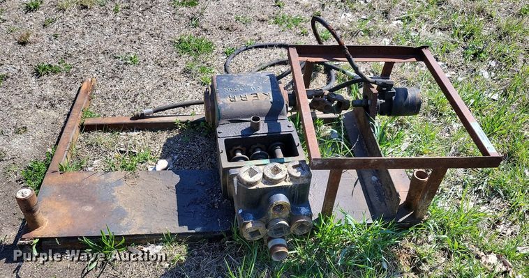 image for item MO9717 Kerr  hydraulic pump