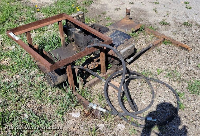 image for item MO9717 Kerr  hydraulic pump