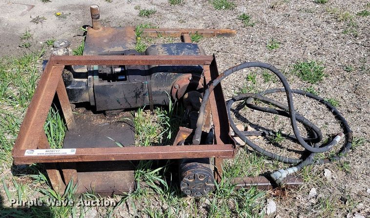 image for item MO9717 Kerr  hydraulic pump