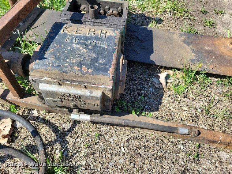 image for item MO9717 Kerr  hydraulic pump